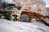 Puerta-cueva