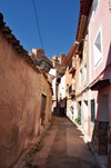 Calle-hacia-castillo