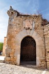 Puerta-con-escudo