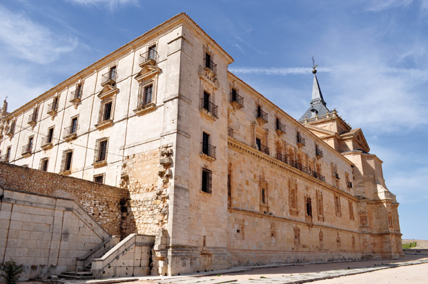 Esquina-monasterio-Ucles