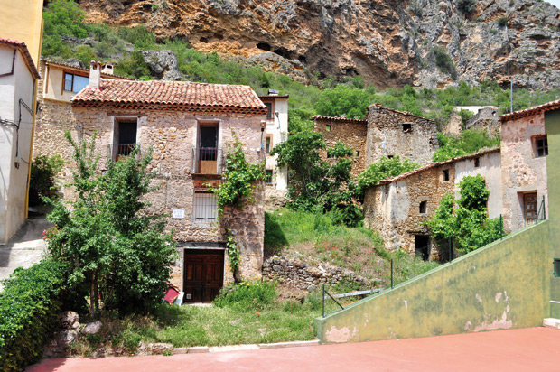 Casas-en-fronton