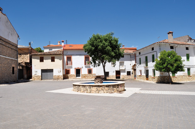 Lateral-Plaza